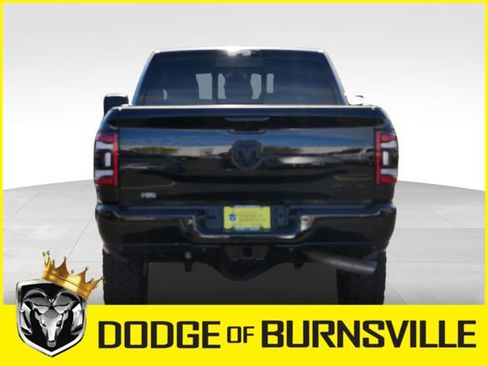 Used 2024 RAM 3500 Limited image 8