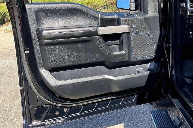 Used 2018 Ford F150 Platinum w/ Equipment Group 701A Luxury RWD image 17