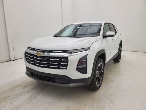 New 2026 Chevrolet Equinox LT w/ Convenience Package II image 21