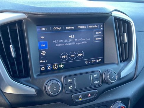 Used 2022 GMC Terrain SLT w/ LPO, Floor Liner Package image 36