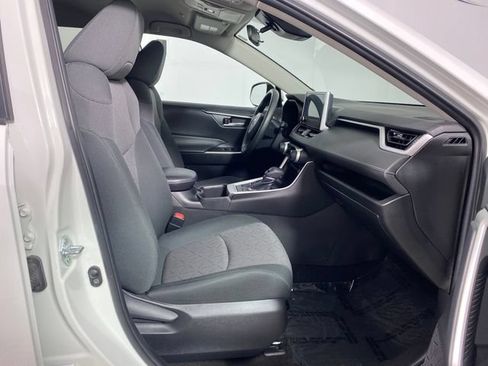 Certified 2023 Toyota RAV4 XLE AWD/4WD image 8
