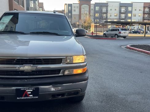 Used 2005 Chevrolet Tahoe LS w/ Skid Plate Package, Off Road image 11
