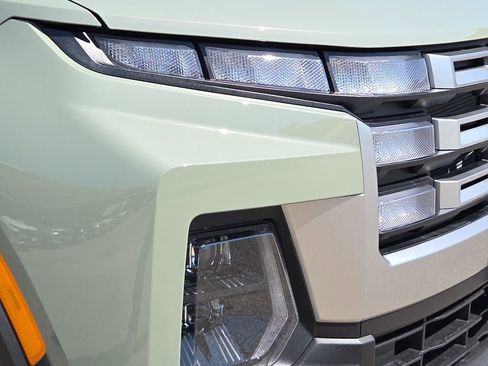 New 2026 Hyundai Santa Cruz SE FWD image 4