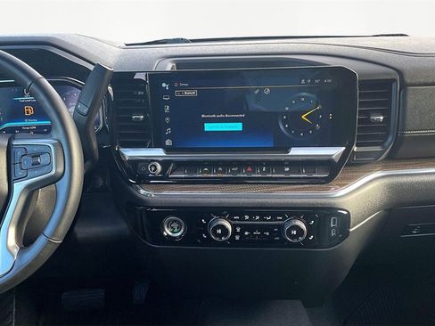 Used 2023 Chevrolet Silverado 1500 LT image 6