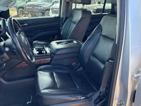 Used 2017 Chevrolet Tahoe Premier AWD/4WD image 5