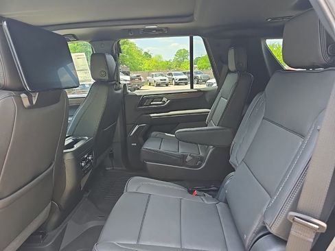 New 2026 GMC Yukon Denali AWD/4WD image 16