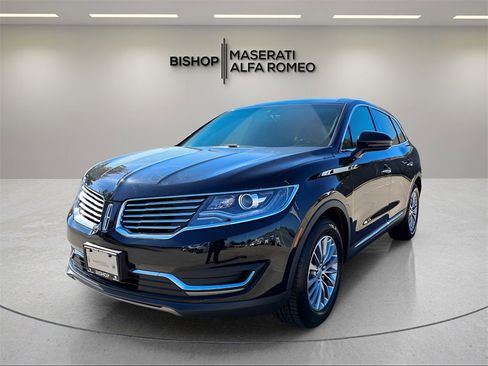Used 2016 Lincoln MKX Select w/ Cargo Utility Package image 3