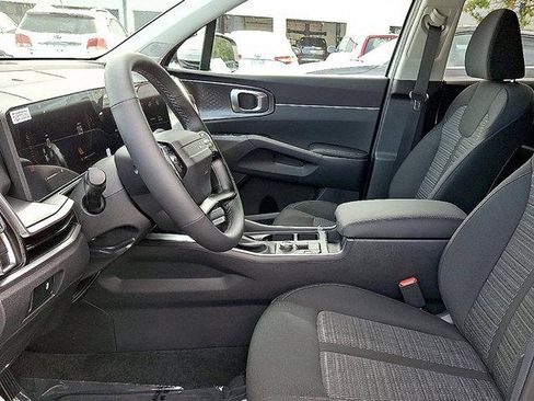 New 2026 Kia Sorento LX image 7