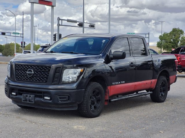 Used 2018 Nissan Titan S AWD/4WD image 3