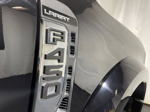 Used 2024 Ford F450 Lariat w/ Chrome Package image 29