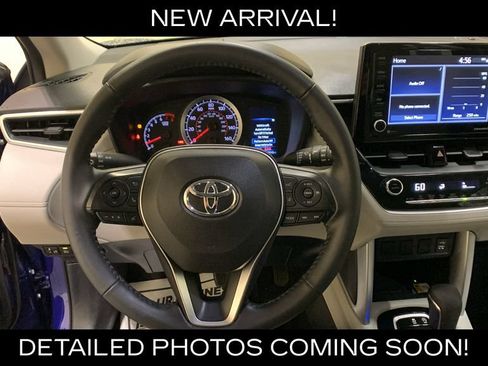 Used 2022 Toyota Corolla Cross LE AWD/4WD image 29