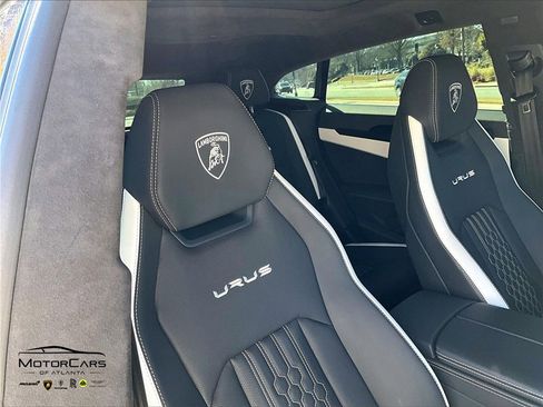 Used 2023 Lamborghini Urus S image 31