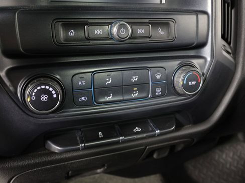 Used 2018 Chevrolet Silverado 1500 Custom image 35