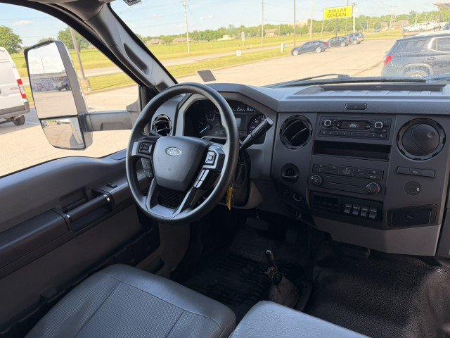 Used 2023 Ford F650 2WD Regular Cab Super Duty image 8