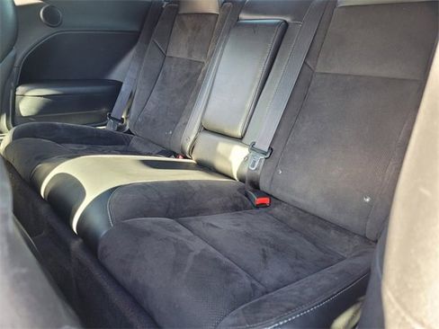 Used 2017 Dodge Challenger GT w/ GT Interior Package image 6