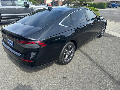 Used 2023 Honda Accord EX image 3