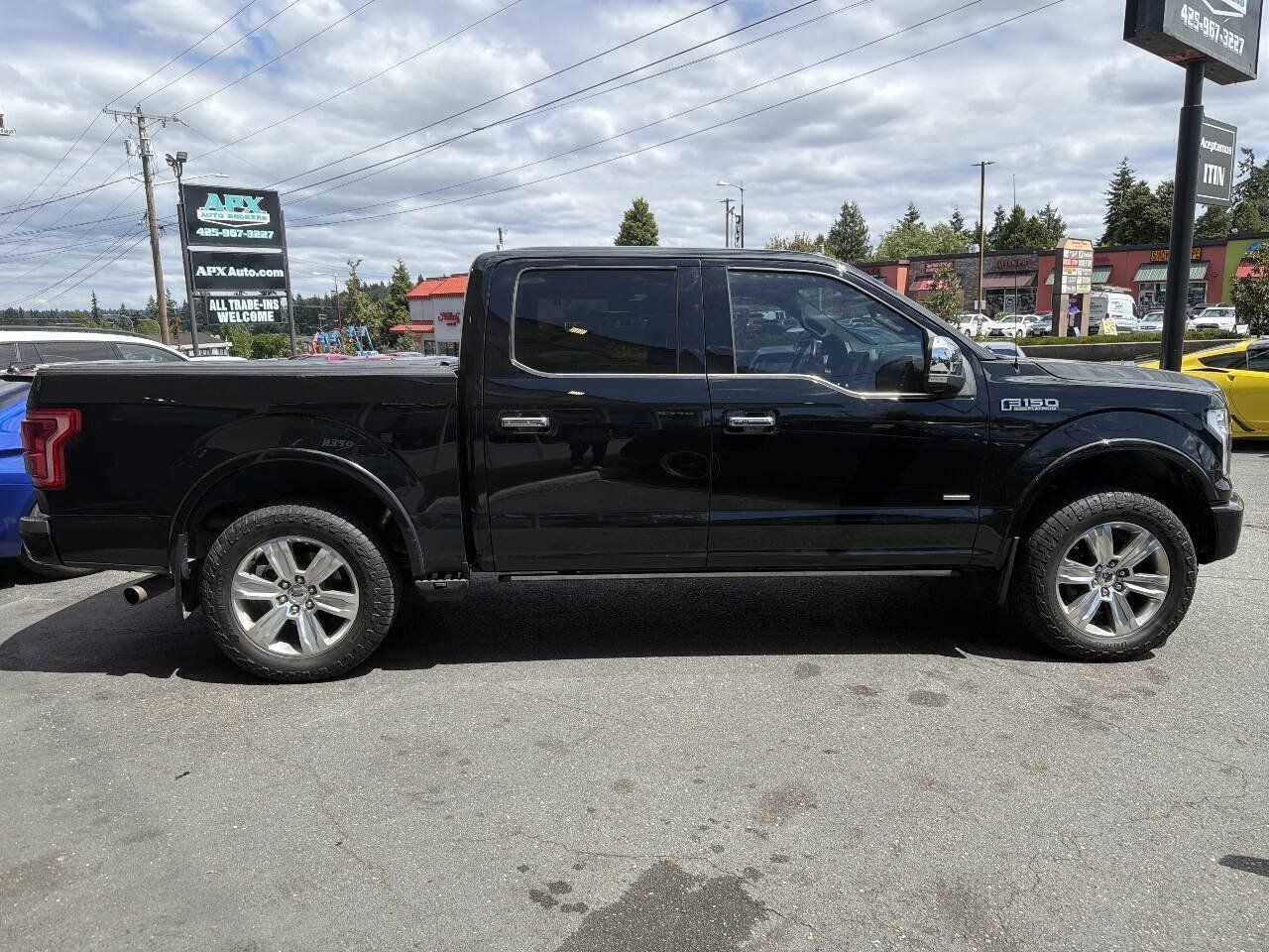 Used 2016 Ford F150 Platinum w/ Equipment Group 701A Luxury AWD/4WD image 7