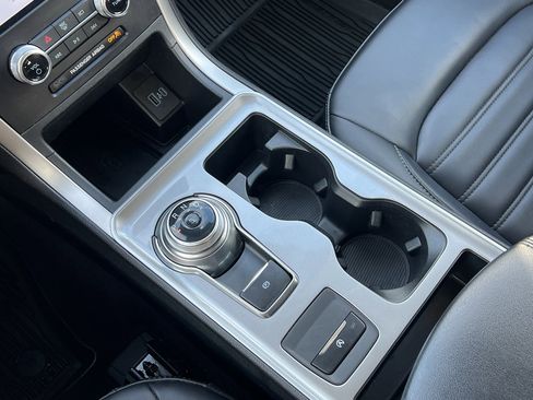 Used 2024 Ford Edge SEL w/ Convenience Package image 21