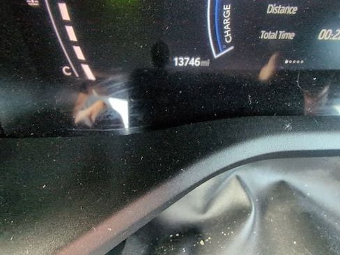 Used 2025 Toyota Camry SE FWD image 12