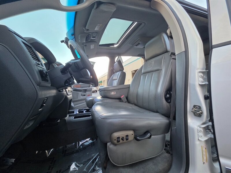 Used 2006 Dodge Ram 2500 Truck Laramie RWD image 13