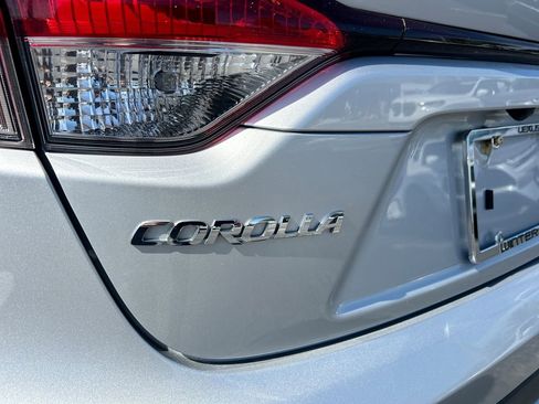 Used 2022 Toyota Corolla LE FWD image 34