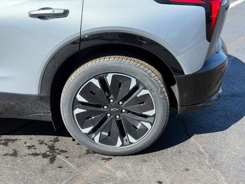 New 2026 Chevrolet Blazer EV RS image 5