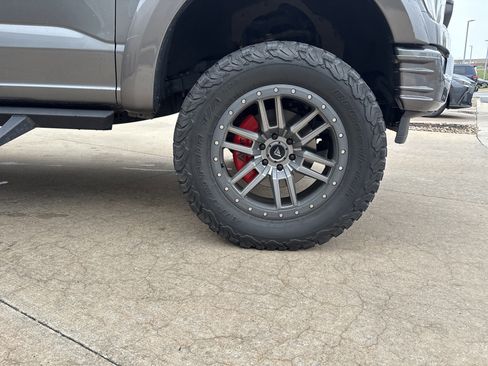 Used 2021 Ford F150 XLT w/ Equipment Group 302A High image 13