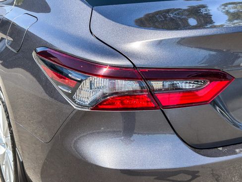 Used 2023 Toyota Camry LE FWD image 9