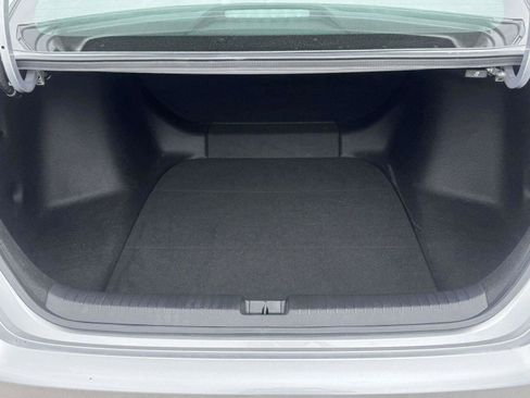 Used 2025 Honda Accord LX image 61