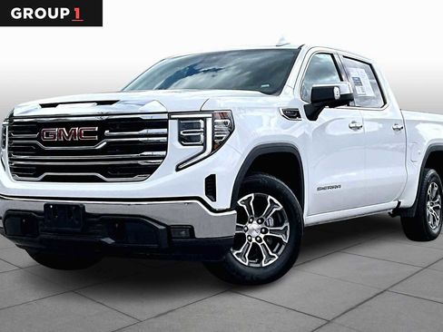 Used 2025 GMC Sierra 1500 SLT image 1