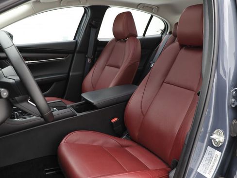 Used 2025 MAZDA MAZDA3 s image 15