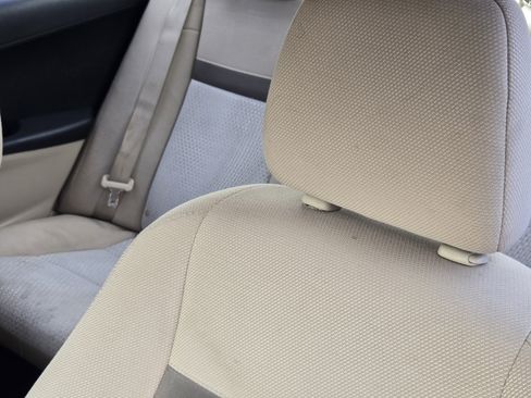 Used 2012 Toyota Camry LE image 23