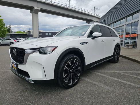 Used 2024 MAZDA CX-90 Plug-In Hybrid w/ Premium Plus image 4