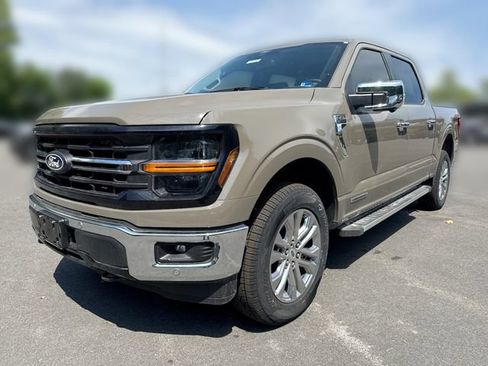Used 2025 Ford F150 XLT w/ Equipment Group 302A MID AWD/4WD image 4