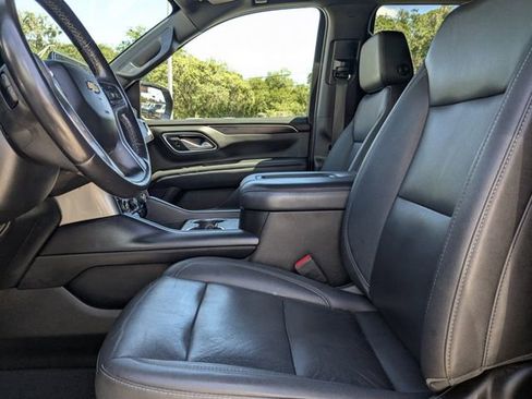 Used 2022 Chevrolet Tahoe LT w/ LT Signature Package image 27