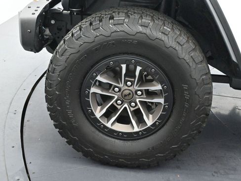 Used 2024 Jeep Wrangler Unlimited Rubicon 392 image 40