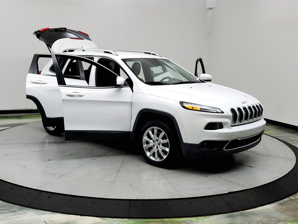 Used 2014 Jeep Cherokee Limited w/ Technology Group FWD image 10