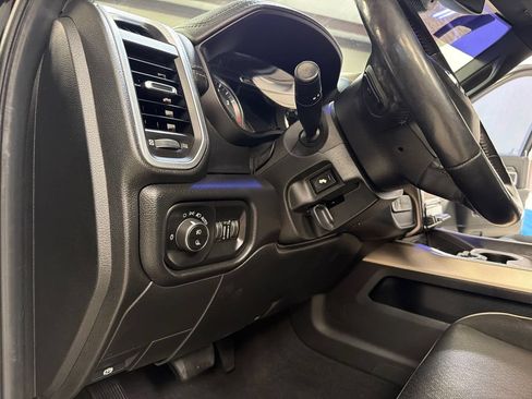 Used 2019 RAM 2500 Laramie AWD/4WD image 30