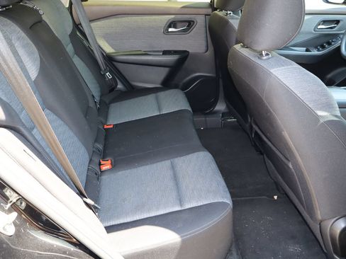 Used 2023 Nissan Rogue SV FWD image 17
