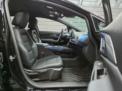 Used 2025 Chevrolet Equinox EV LT w/ Convenience Package FWD image 15