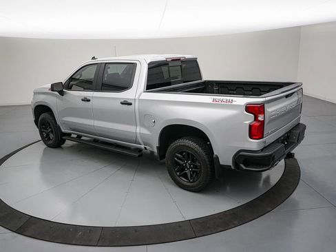 Used 2021 Chevrolet Silverado 1500 LT Trail Boss w/ Convenience Package II AWD/4WD image 7