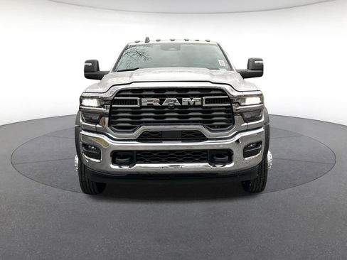 New 2026 RAM 5500 Tradesman w/ Chrome Appearance Group image 5