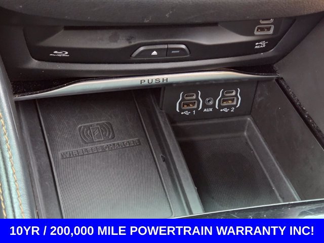 Used 2022 Chrysler Pacifica Pinnacle AWD/4WD image 26