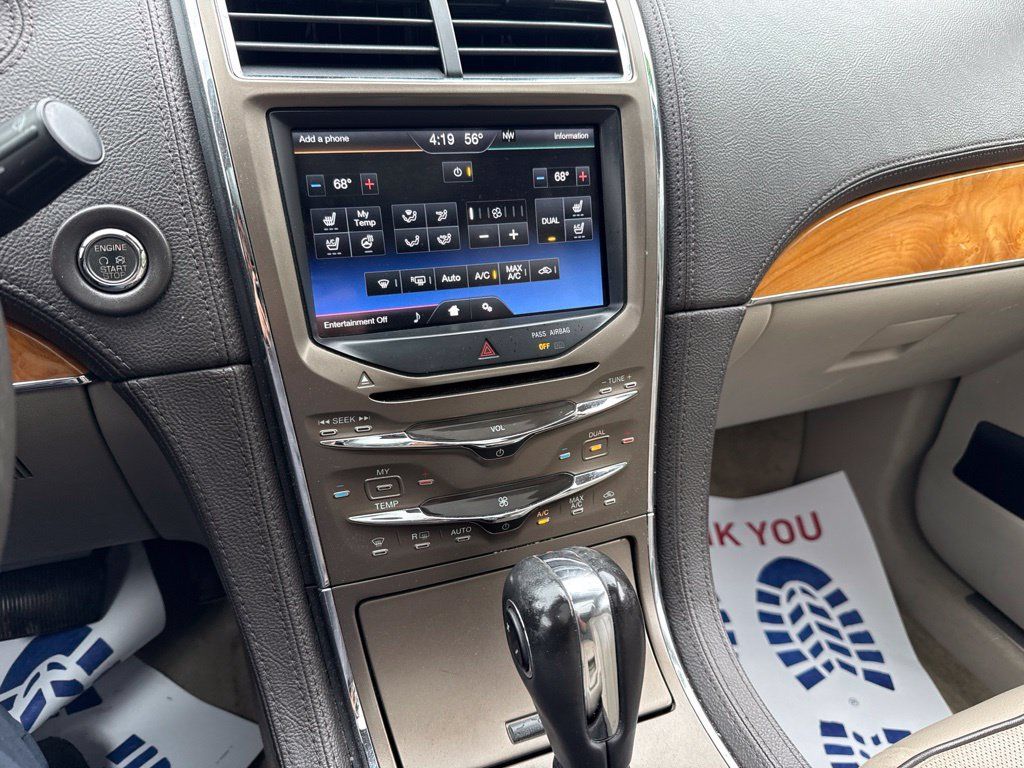 Used 2011 Lincoln MKX AWD w/ 101A Rapid Spec Order Code image 21