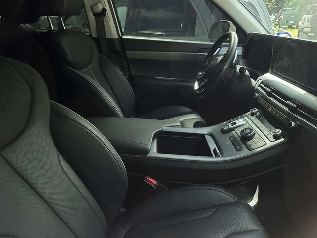Used 2025 Hyundai Palisade SEL FWD image 5