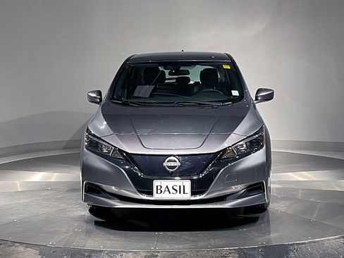 Used 2023 Nissan Leaf S image 9
