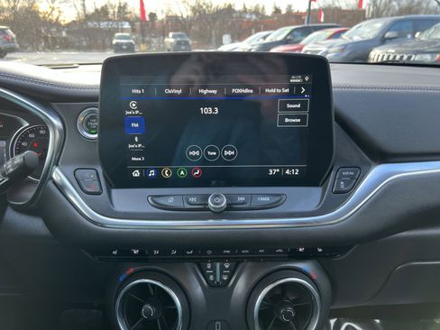 Used 2023 Chevrolet Blazer LT w/ Sound & Technology Package image 18