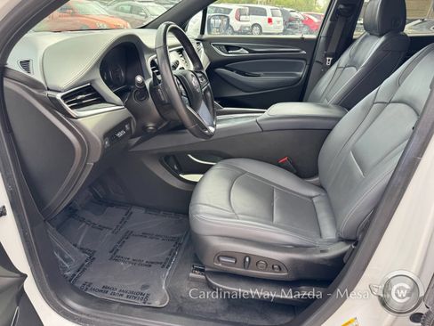 Used 2024 Buick Enclave Premium AWD/4WD image 12