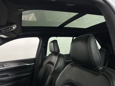 Used 2024 Jeep Grand Cherokee Limited 4xe image 25