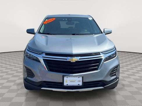 Used 2024 Chevrolet Equinox LT FWD image 2